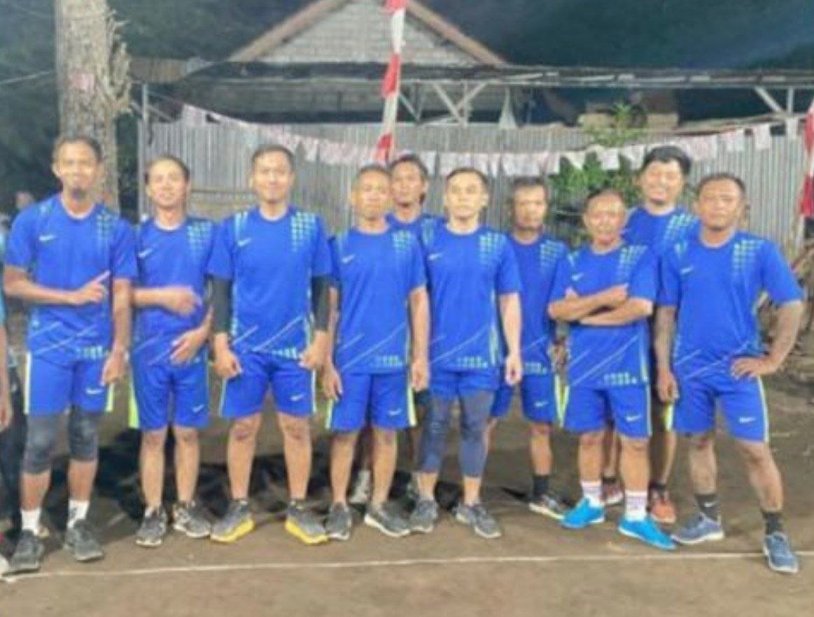 Jersey Biru NIK